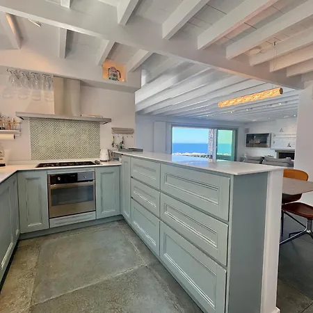 Kouneli - An Exceptional Villa *