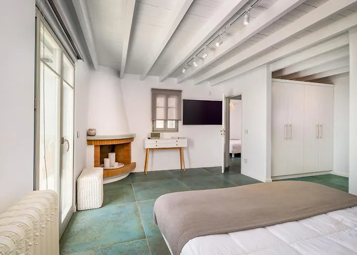 Villa Kouneli - An Exceptional Koundouros